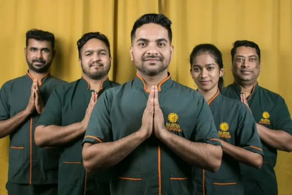 Surya Ayurvéda Ayurvédikus Masszázsszalon terapeuták főoldal